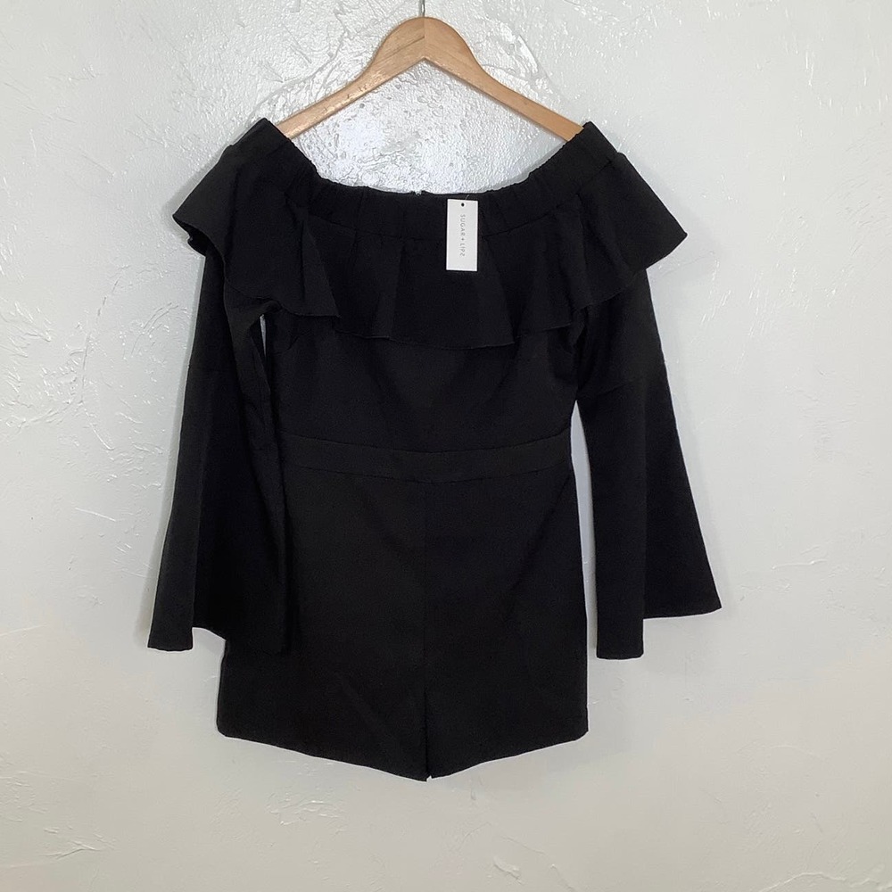 Sugar + Lips Off the shoulders Bell sleeves Black Romper SZ M NWT - Picture 4 of 9